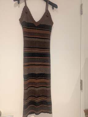 L'AGENCE Sandi Striped Metallic Knit Scalloped Midi Dress Size S/P
